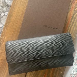 Authentic Louis Vuitton wallet